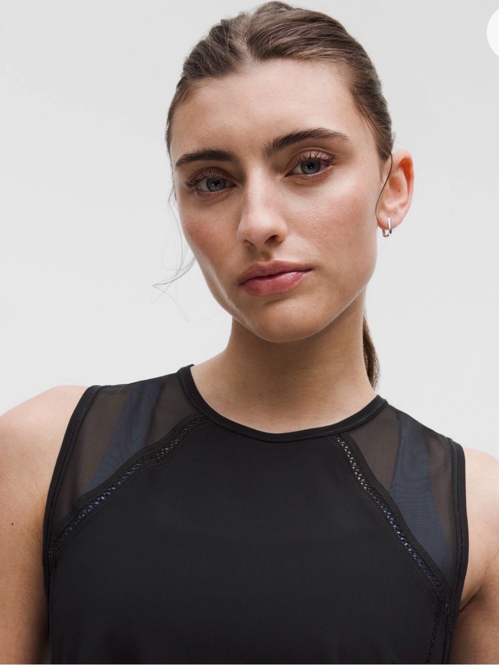 Lululemon NWT Sculpt Lace Trim Cropped Black Tank Top Size 10 - Picture 3 of 10